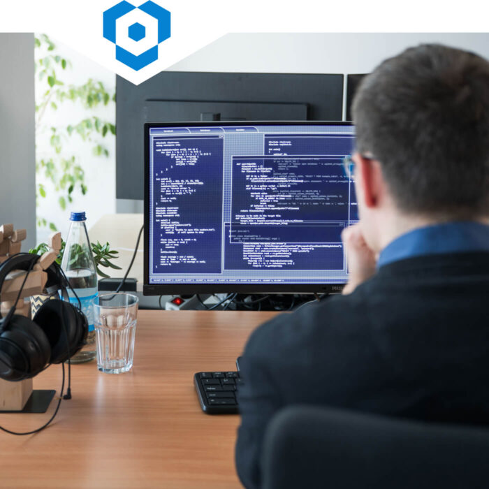 Qwasaa Mitarbeiter mit Leidenschaft für Softwareentwicklung