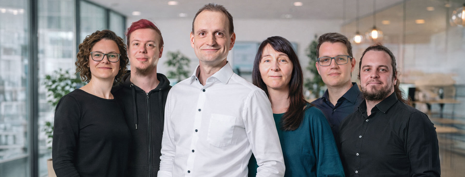 Qwasaa-team-softwareentwickler-softwarearchitekten-tester-projektleiter-ux-spezialisten-de Startseite